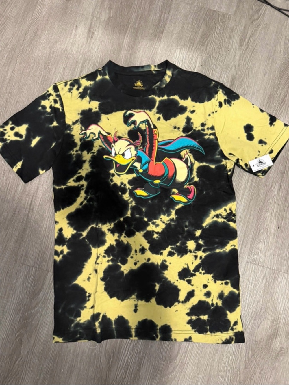 Disney Tie-Dye Duck Superhero Tee - Yellow & Black